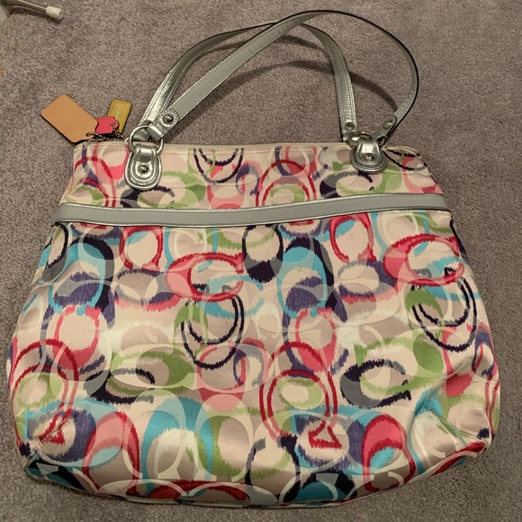 Coach Handbag - Picture 2 of 3